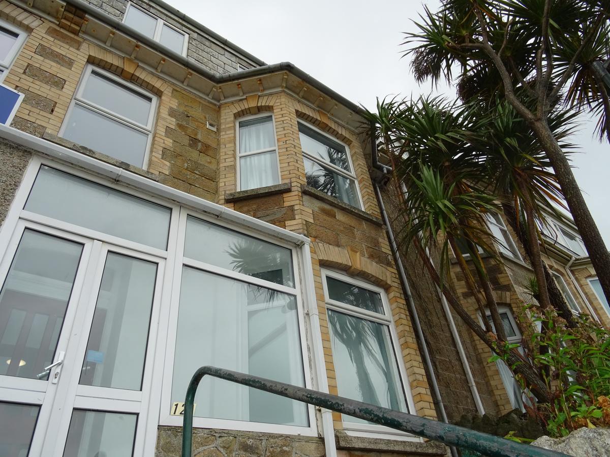 Ocean Breeze Hotel New Quay Exterior foto